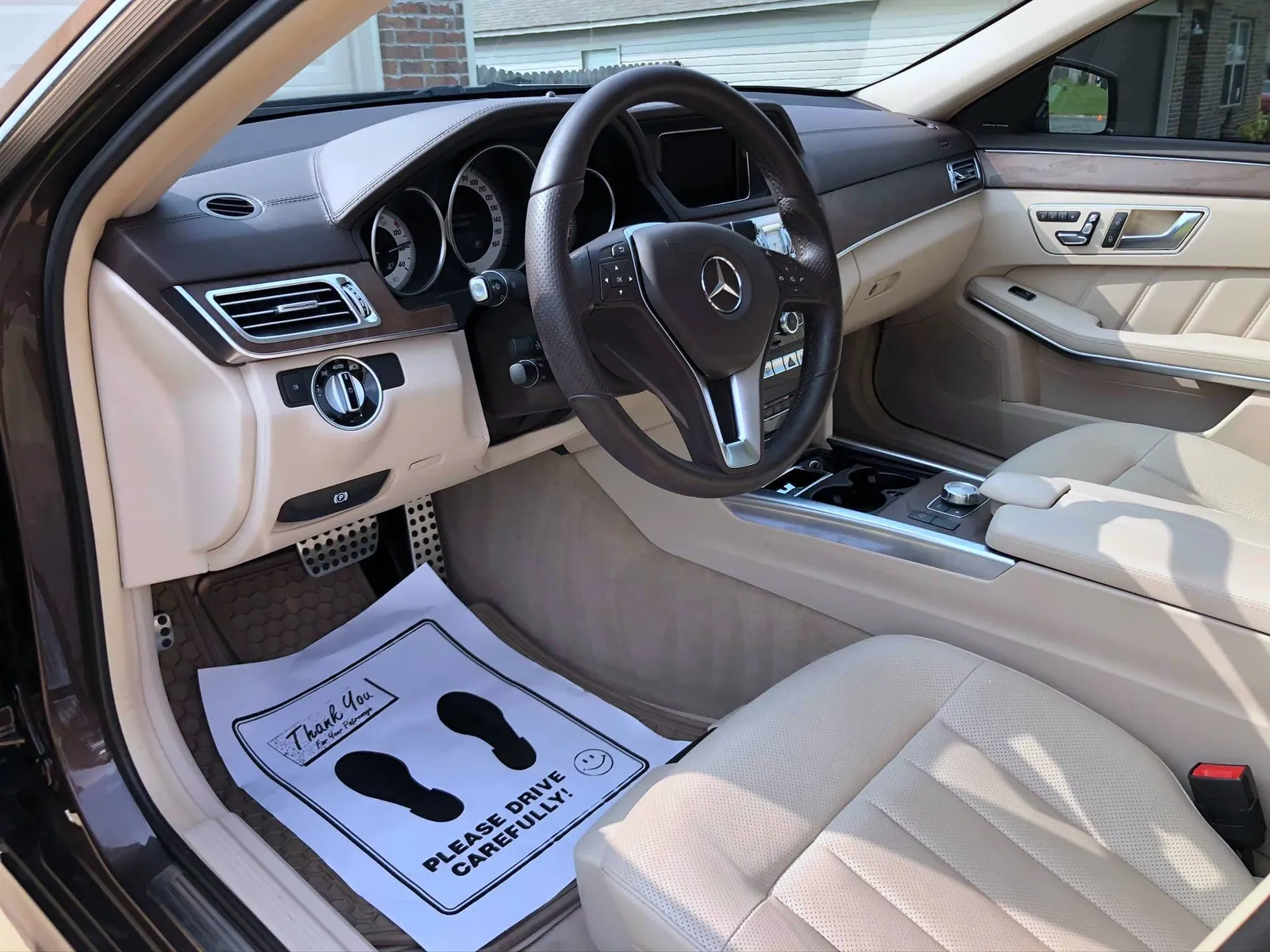 Spotless cream leather interior after an interior clean